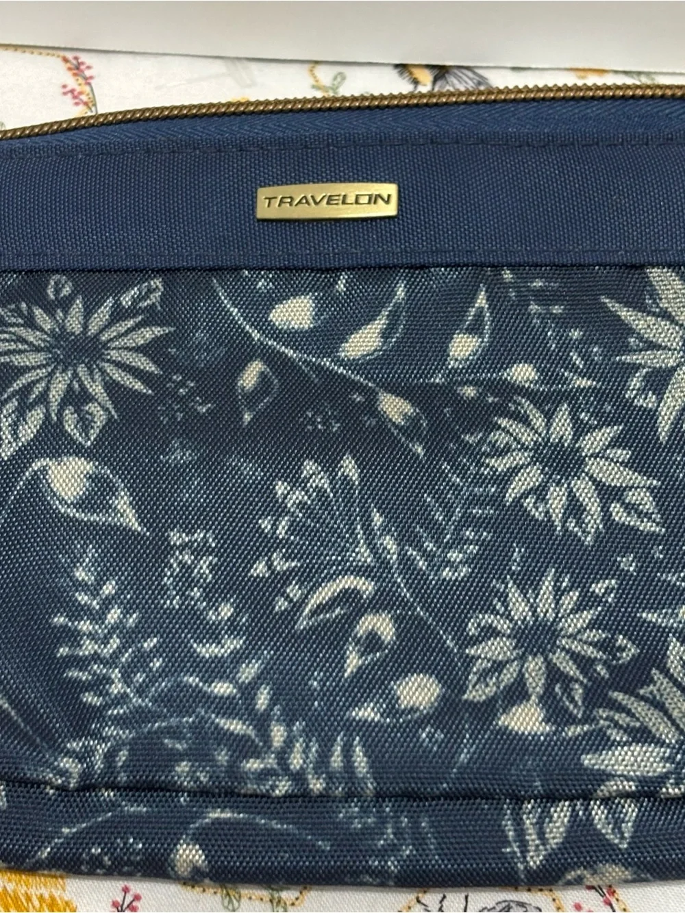Travelon Navy Floral Wristlet Clutch